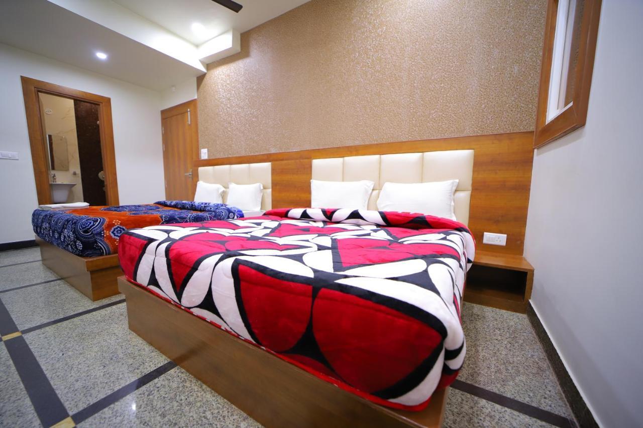 Hotel Royal Phoenix Agra  Exterior photo
