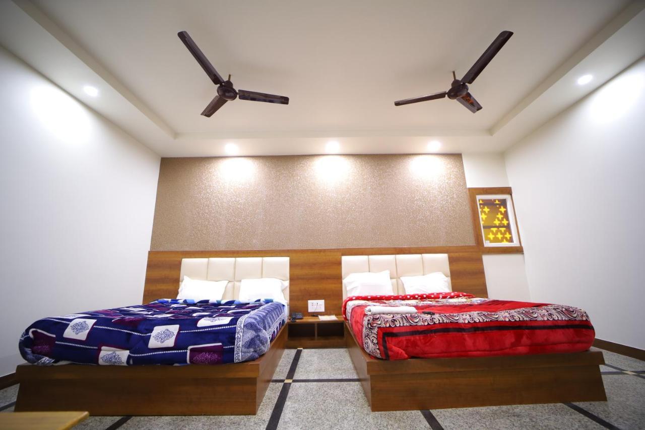Hotel Royal Phoenix Agra  Exterior photo